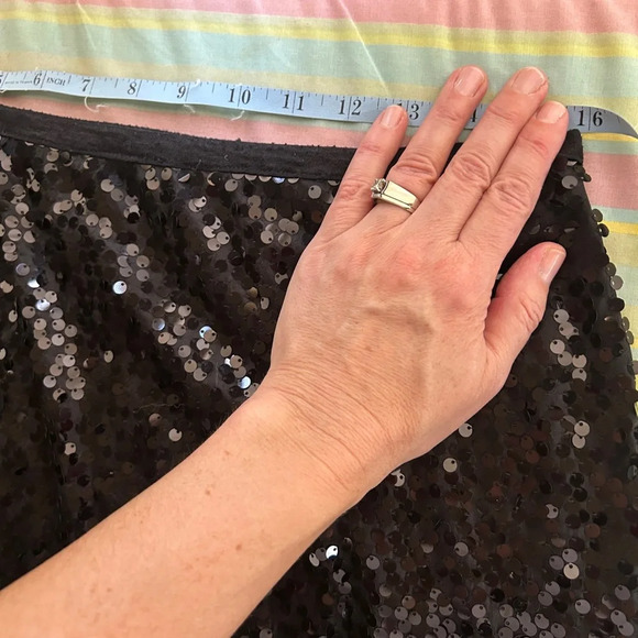 EUC size Large black sequin mini skirt by Studio Y. Perfect for the holidays! - Picture 5 of 6